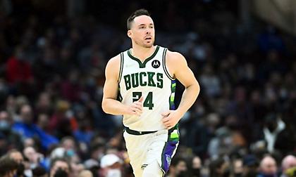 Μπακς: Χειρουργήθηκε ο Κόνατον-Ένα μήνα εκτός