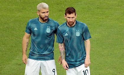 Αγουέρο για Μέσι: «Τα γαλλικά Μέσα τον σκότωσαν, είναι μ@λ@κες»