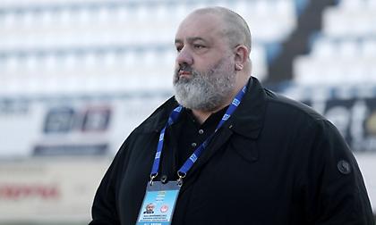 Βόλος για Καραπαπά: «Απάντησε με απύθμενες και αστείρευτες μ…ιες»