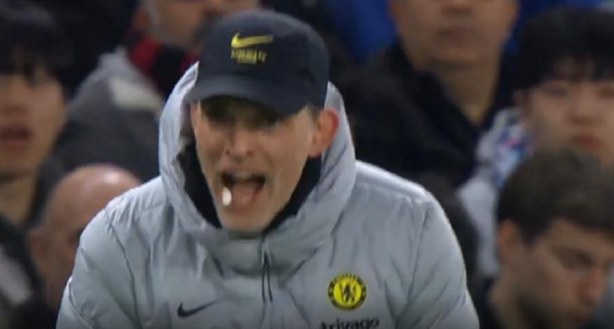 Τούχελ: Του έφυγε η τσίχλα ενώ φώναζε στους παίκτες του