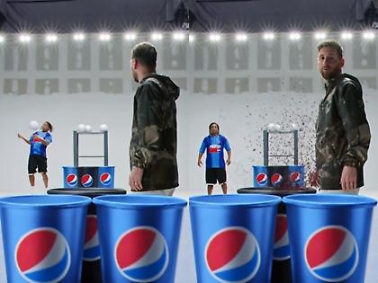 Reunion Μέσι-Ροναλντίνιο σε διαφήμιση