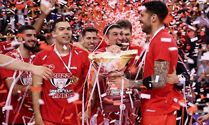 Ζέρβας: «Να δούμε αν οι σταγόνες από τη… σαμπάνια θα έχουν στεγνώσει στον Ολυμπιακό»