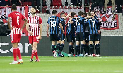 Υποκλίθηκε στην Αταλάντα ο Ολυμπιακός