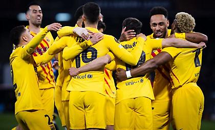 Μπαρτσελόνα τεσσάρων αστέρων παρέσυρε τη Νάπολι!