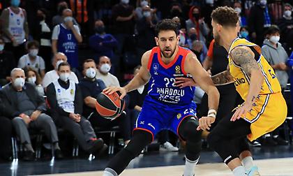 Σκόρπισε στον Βόσπορο τη Μακάμπι και μπήκε στην οκτάδα η Εφές