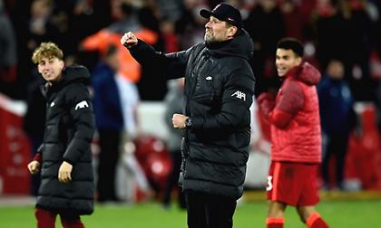 Έξι γκολ η Λίβερπουλ, έξι γροθιές ο Κλοπ