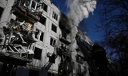 Κίεβο: Μάχες στην καρδιά της ουκρανικής πρωτεύουσας - Πυροβολισμοί κοντά σε κυβερνητικά κτήρια