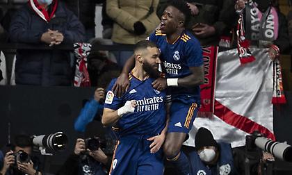 Μπενζεμά… μαγεία και νοκ-άουτ στο «ξύλο» η Βαγιεκάνο!