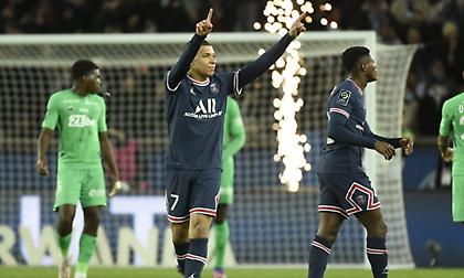 Υποκλίθηκε στον Εμπαπέ η Σεντ Ετιέν!