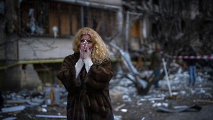 Interfax: Τουλάχιστον 198 Oυκρανοί έχουν σκοτωθεί κατά τη ρωσική εισβολή