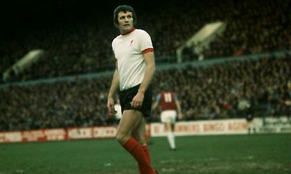 Σε ΜΕΘ με επιπλοκές λόγω κορωνοϊού ο θρύλος της Λίβερπουλ, Τζον Τόσακ