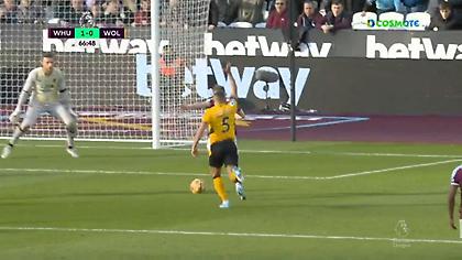 Ο Σα νικάει τον Μπόουεν σε τετ α τετ και κρατάει το 1-0!