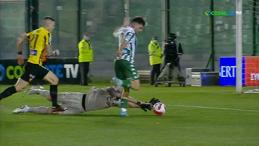 Απίστευτη ευκαιρία για Ιωαννίδη, σώζει το 4-0 στη γραμμή ο Ρότα!