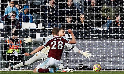 Λύγισε τη Γουλβς και επιμένει για τετράδα η Γουέστ Χαμ!