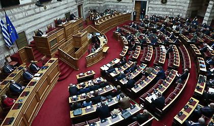 Στη Βουλή ο πόλεμος στην Ουκρανία και οι επιπτώσεις για την Ελλάδα