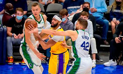 Λος Άντζελες Λέικερς-Ντάλας Μάβερικς