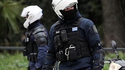Ληστεία σε χρηματαποστολή στο Παγκράτι: Συνελήφθησαν 5 άτομα - Οι δράστες έφεραν βαρύ οπλισμό