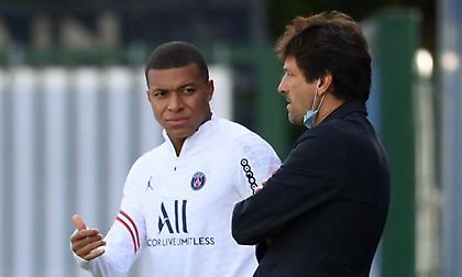 Παρί Σεν Ζερμέν: Διαψεύδει την αστρονομική πρόταση στον Εμπαπέ ο Λεονάρντο