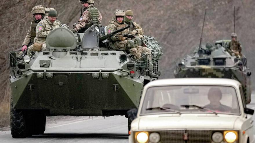 Ουκρανία: Ρώσοι στρατιώτες στους δρόμους της Χερσώνας