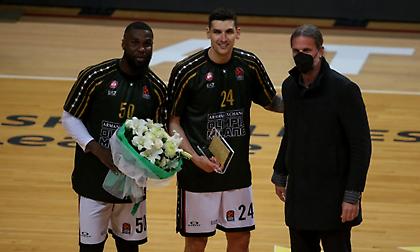 Τίμησε Μήτογλου και Μπέντιλ ο Παναθηναϊκός