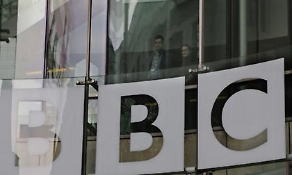 Το BBC ανέστειλε τη λειτουργία του στην Ρωσία