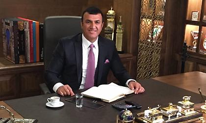 «Σύντομα στο Λονδίνο η σημαία της Τουρκίας»: Για την αγορά της Τσέλσι κινείται ο Μουχσίν Μπαϊράκ