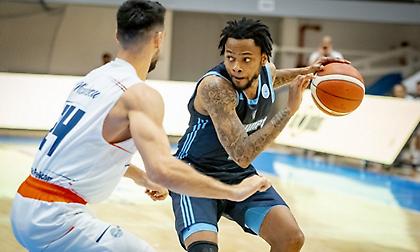 Στην Μπνέι Χερζλίγια ο Ντι Τζέι Κούπερ