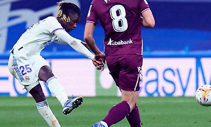 Η Ρεάλ έφερε... τούμπα το ματς πριν το ημίχρονο με δύο «βολίδες» μέσα σε ένα τρίλεπτο!