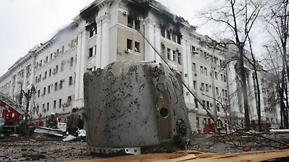 Αναβάλλεται η απομάκρυνση των αμάχων από τη Μαριούπολη -Συνεχίζονται οι βομβαρδισμοί από τους Ρώσους