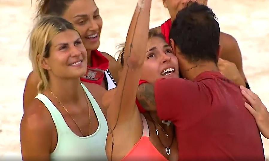 Survivor: Συγκίνηση και αφιέρωση ψηλά από την Κάτια