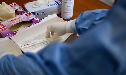 Κορωνοϊός: Στα 8.639 τα νέα κρούσματα - 52 νεκροί - 370 διασωληνωμένοι (Πίνακες)