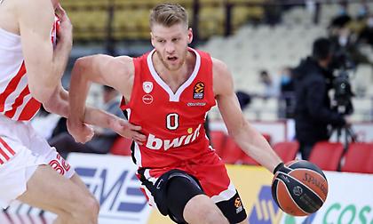 Γουόκαπ: «Έμαθα πολλά από τον Σάρας - Ήρθα στον Ολυμπιακό γιατί έχει συνηθίσει να νικάει»