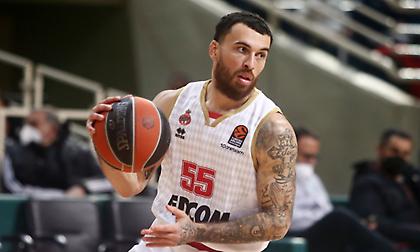 Αναρωτιέται για τη βαθμολογία της Ευρωλίγκας ο Τζέιμς!