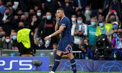 Αποθεώθηκε από το «Μπερναμπέου» ο Εμπαπέ