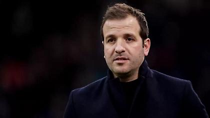 Υπηρεσιακός προπονητής στην Έσμπιεργκ ο Φαν ντερ Φάαρτ