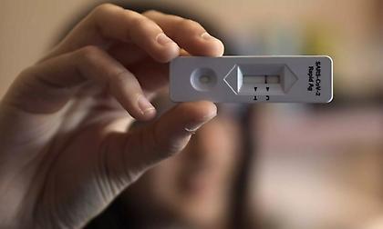Κορωνοϊός: Από τις 18 Μαρτίου η διάθεση self test σε μαθητές και εμβολιασμένους εκπαιδευτικούς