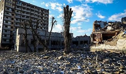 Ρωσικές ρουκέτες κατέστρεψαν αεροπορική βάση στο Κίεβο