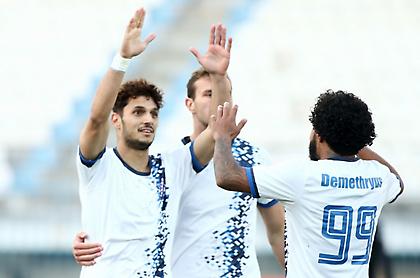 Νίκησε… σβηστά την Ρόδο και πέρασε τρίτη η Καλλιθέα