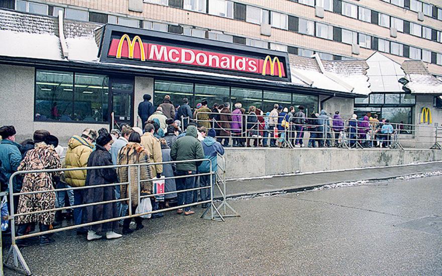 Ρωσία: Στη μαύρη αγορά τα McDonald's