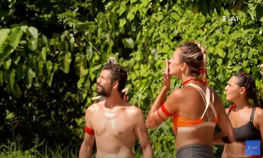 Survivor: Τα... φιλάκια της Κάτιας σε αντίπαλο και η ρήξη στους Διάσημους (τρέιλερ)