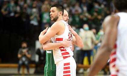 Ζέρβας: «Σημαντικό που ο Ολυμπιακός άλλαξε τελείως εικόνα»