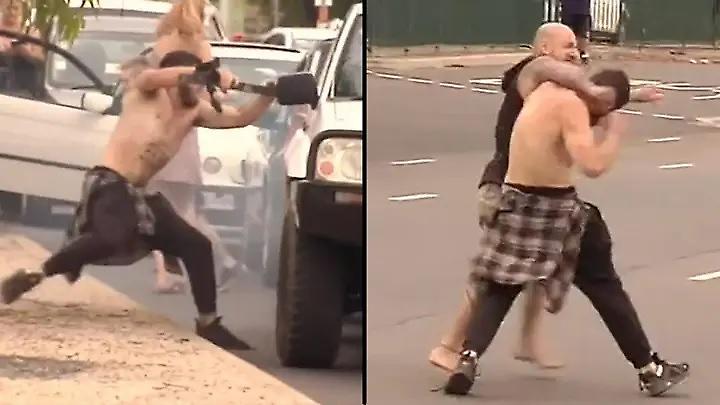 Απίστευτο ξύλο μεταξύ οδηγών μπροστά από σχολείο στη Μελβούρνη