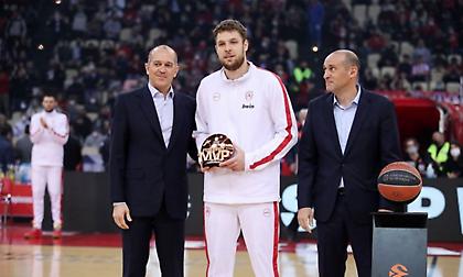 Ο Βεζένκοφ βραβεύτηκε ως ο πολυτιμότερος παίκτης για τον μήνα Φεβρουάριο στην Ευρωλίγκα