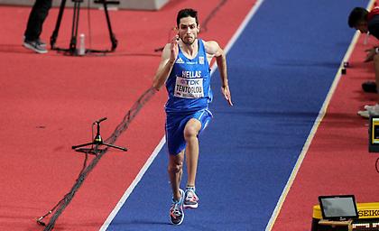 Πανηγύρισε ο Τεντόγλου με Έλληνες φιλάθλους