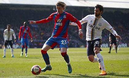 Αεράτη στα ημιτελικά του Κυπέλλου με «τεσσάρα» στην Έβερτον η Κρίσταλ Πάλας