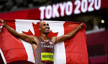 Ξανά στην κορυφή ο Γουόρνερ