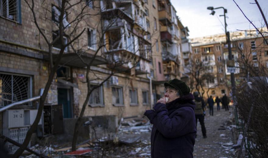 Τέσσερις οι νεκροί από τους νέους βομβαρδισμούς στο Κίεβο