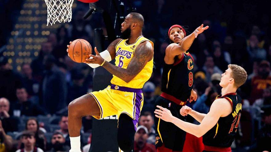 ΝΒΑ: Λεμπρόν λαμπρός στο Κλίβελαντ!