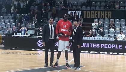 Τίμησε τον Φαλ η Βιλερμπάν