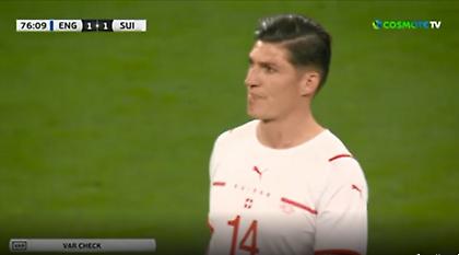 Πέναλτι ο Τσούμπερ - Προβάδισμα για την Αγγλία